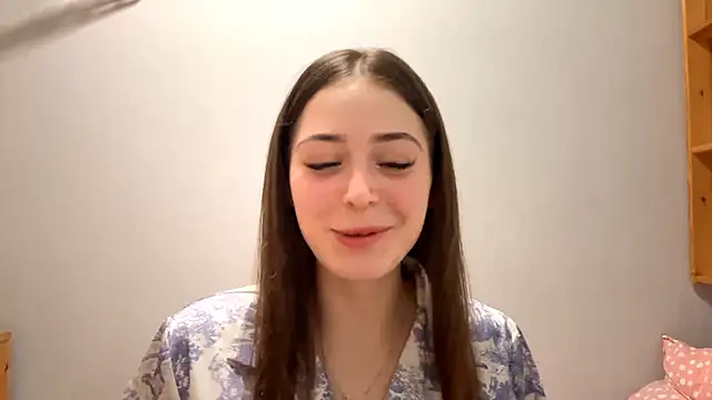 Adel strongwoman online show from 04/17/26, 07:17