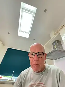 philefc online show from 10/29/25, 11:23