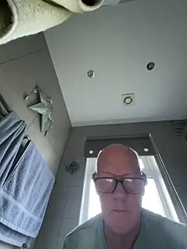 philefc online show from 12/22/25, 09:06