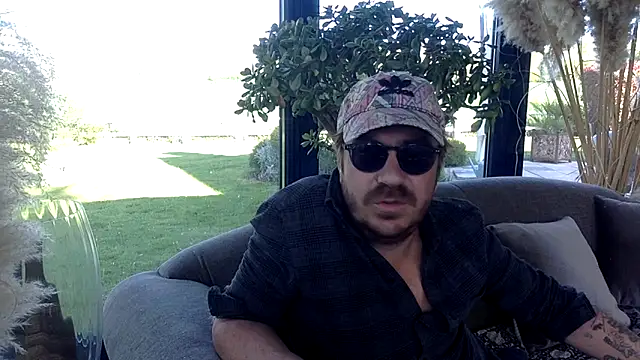 3615-ULLA online show from 04/20/26, 07:44