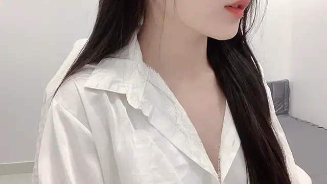    Lily    online show from 04/25/26, 04:26