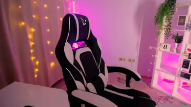 BagiraBella online show from 11/03/25, 01:19