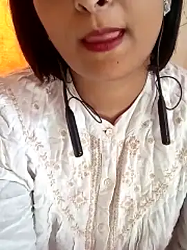 Queen Kushi4 online show from 05/22/26, 08:42