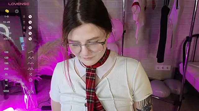 Snapshot of Ruby_Al1en chatting on 10/08/25, 01:36 Ruby Al1en online show from 10/08/25, 01:36