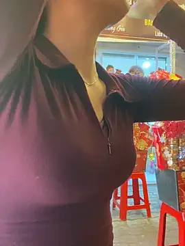   BabyShowPublic   online show from 02/14/26, 01:30