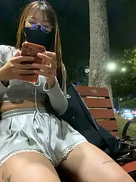   BabyShowPublic   online show from 04/14/26, 02:34