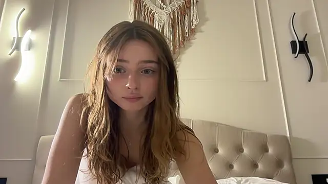 Snapshot of _floret_joy_ chatting on 11/17/25, 11:27 floret joy online show from 11/17/25, 11:27