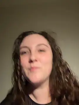 Snapshot of kallmek8 chatting on 10/10/25, 11:26 kallmek8 online show from 10/10/25, 11:26