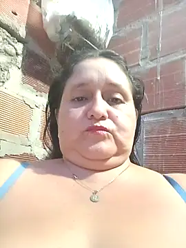 Snapshot of Dirty-Mature chatting on 10/17/25, 10:45 Dirty-Mature online show from 10/17/25, 10:45