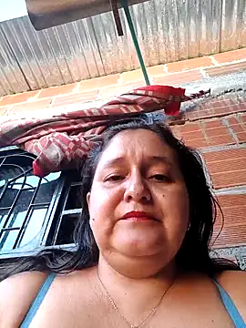 Snapshot of Dirty-Mature chatting on 10/18/25, 12:39 Dirty-Mature online show from 10/18/25, 12:39