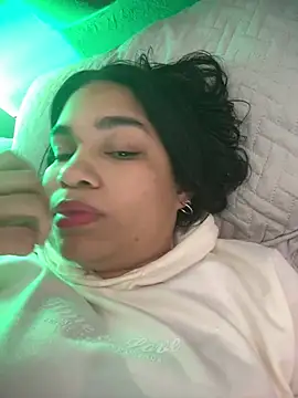 SamaraAnders  online show from 04/13/26, 05:02