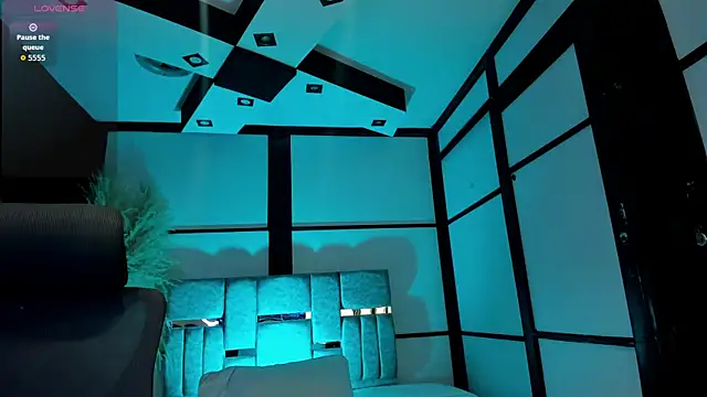 SamaraAnders  online show from 05/02/26, 05:01