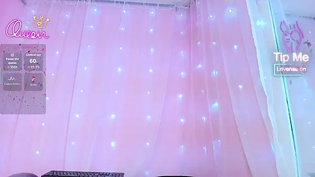SunnyGilmoree online show from 05/13/26, 07:55