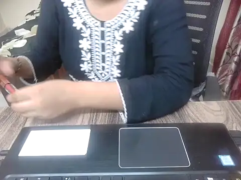 Snapshot of lusty_kaira chatting on 07/28/26, 04:39 lusty kaira online show from 07/28/26, 04:39
