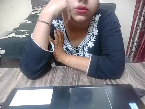 Snapshot of lusty_kaira chatting on 07/29/26, 06:06 lusty kaira online show from 07/29/26, 06:06