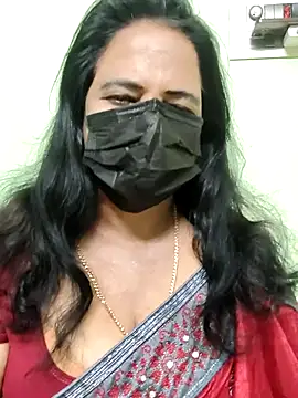 mallu-lover online show from 10/26/25, 05:35