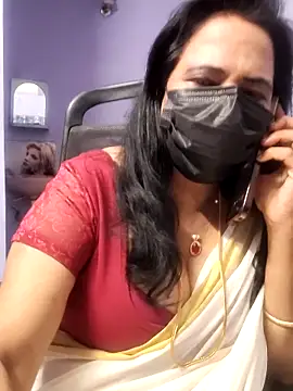 mallu-lover online show from 11/06/25, 01:56