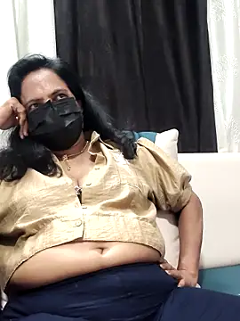 Snapshot of mallu-lover chatting on 05/04/26, 06:26 mallu-lover online show from 05/04/26, 06:26