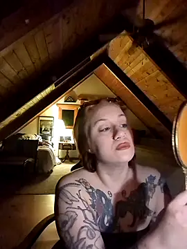 hazel333 online show from 03/18/26, 01:58