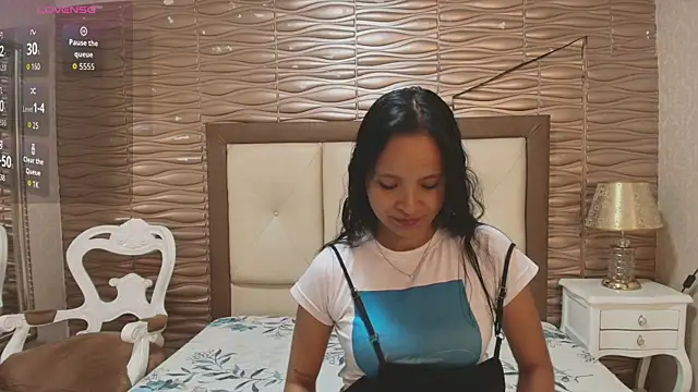 Miladiosa online show from 04/07/26, 11:43