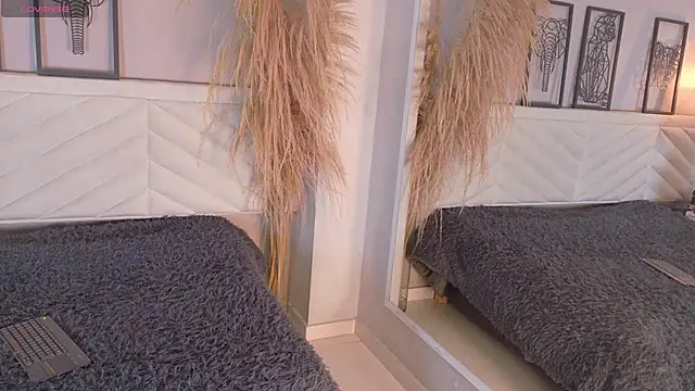 amy miller1 online show from 11/25/25, 08:20