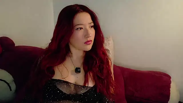 lunnaa  online show from 03/30/26, 08:32