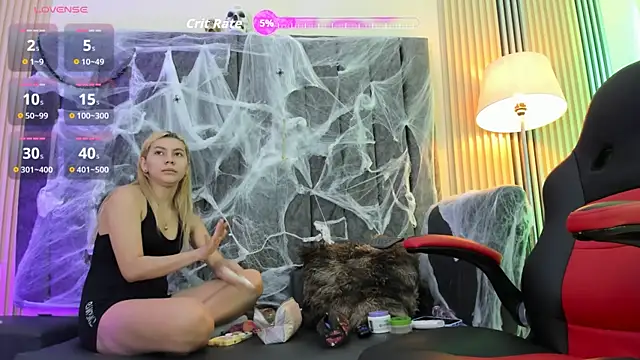 Snapshot of rubby_lux chatting on 10/08/25, 01:09 rubby lux online show from 10/08/25, 01:09