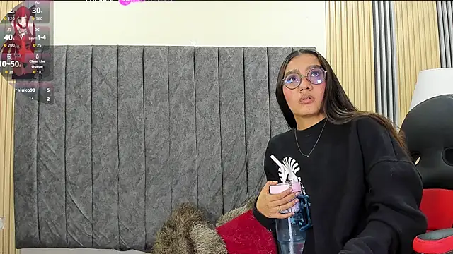 Snapshot of rubby_lux chatting on 12/04/25, 08:06 rubby lux online show from 12/04/25, 08:06