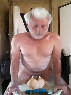 fischnet online show from 04/15/26, 01:18