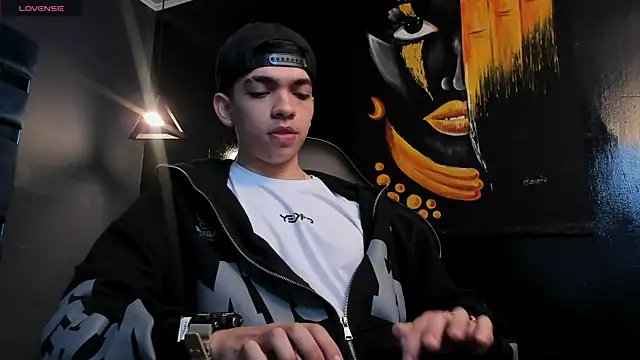 Eryonbradley online show from 12/01/25, 11:26