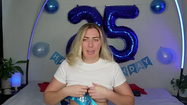 louiseberkeley online show from 11/07/25, 04:12