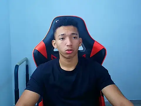 Snapshot of JuanchiT66 chatting on 09/20/25, 03:18 JuanchiT66 online show from 09/20/25, 03:18