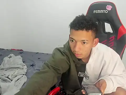 Snapshot of JuanchiT66 chatting on 01/07/26, 04:37 JuanchiT66 online show from 01/07/26, 04:37