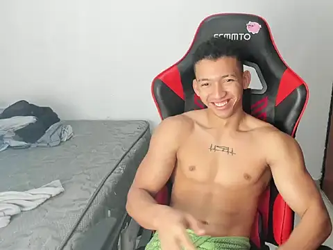 Snapshot of JuanchiT66 chatting on 02/08/26, 04:49 JuanchiT66 online show from 02/08/26, 04:49