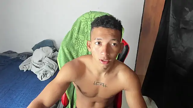 Snapshot of JuanchiT66 chatting on 03/15/26, 05:41 JuanchiT66 online show from 03/15/26, 05:41