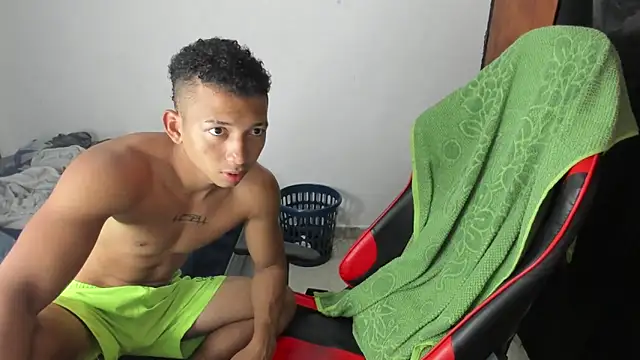 Snapshot of JuanchiT66 chatting on 03/16/26, 10:36 JuanchiT66 online show from 03/16/26, 10:36