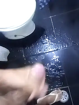 Jeff013013 online show from 12/14/25, 06:08