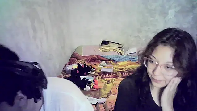 Snapshot of OnlyGrace chatting on 10/15/25, 06:35 OnlyGrace online show from 10/15/25, 06:35