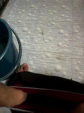 Snapshot of NoddingScorpion chatting on 09/20/25, 04:02 NoddingScorpion online show from 09/20/25, 04:02