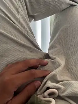 NoddingScorpion online show from 04/21/26, 04:41