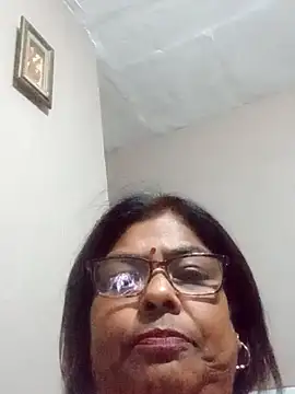 mileesha online show from 12/18/25, 07:31