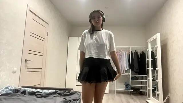 Snapshot of PUP_PUP_Sea chatting on 09/22/25, 03:36 PUP PUP Sea online show from 09/22/25, 03:36