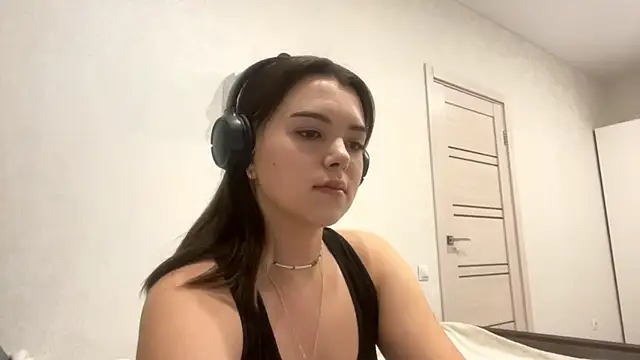 Snapshot of PUP_PUP_Sea chatting on 09/29/25, 03:39 PUP PUP Sea online show from 09/29/25, 03:39