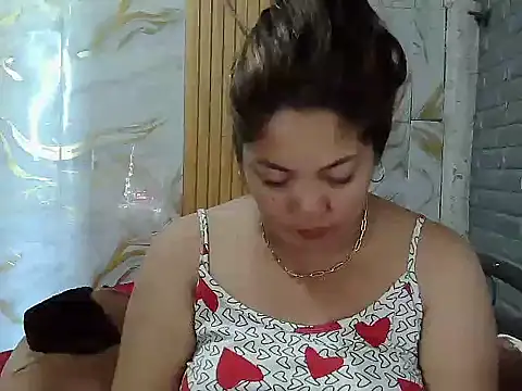 dimple anne1 online show from 04/28/26, 07:13