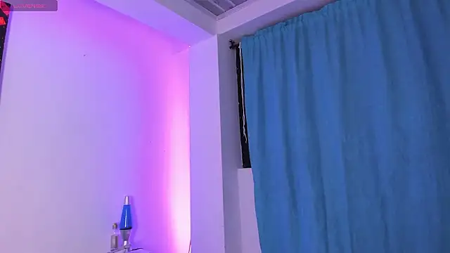 MiaVillalobos online show from 02/03/26, 02:53