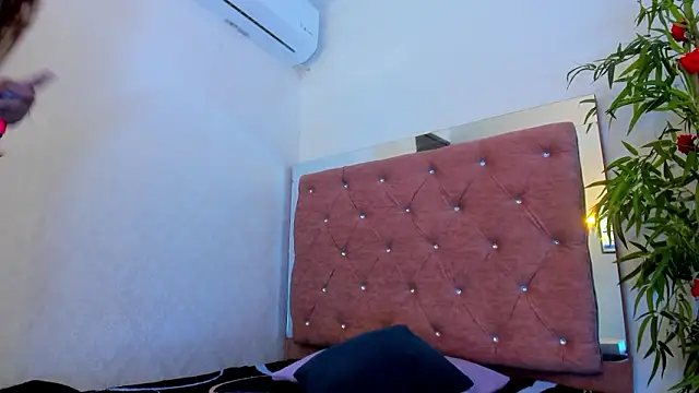 JulianaCarter online show from 03/11/26, 07:31