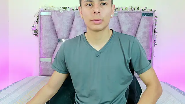 lana and liam  online show from 12/18/25, 09:26