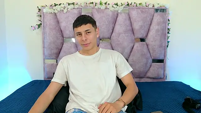 lana and liam  online show from 03/01/26, 11:23