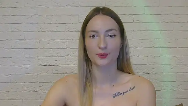 Alice Sweet 01 online show from 11/18/25, 02:43