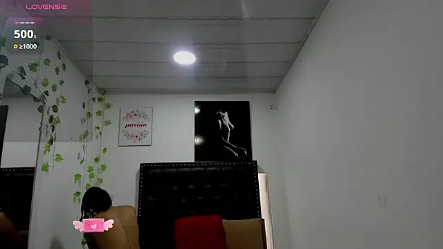 ScarlettVell online show from 11/30/25, 07:51